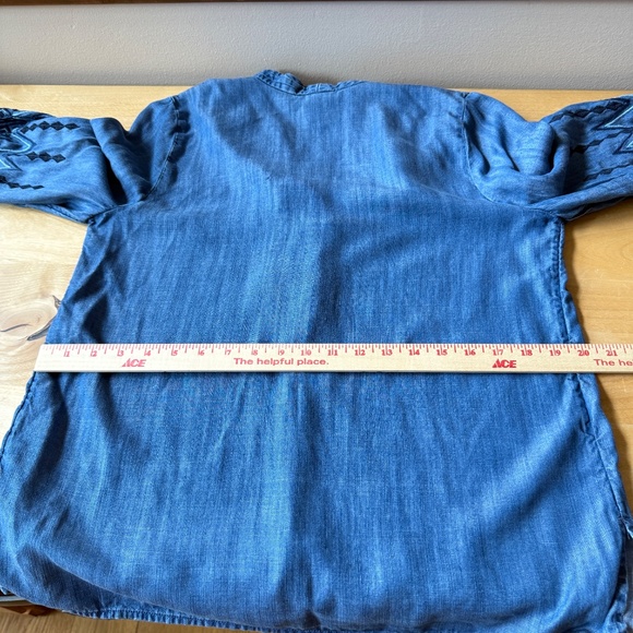 CHICOS POPOVER TOP TENCEL EMBROIDERED SLEEVES CHAMBRAY BOHO CHIC FESTIVAL 8/10 - Picture 8 of 11